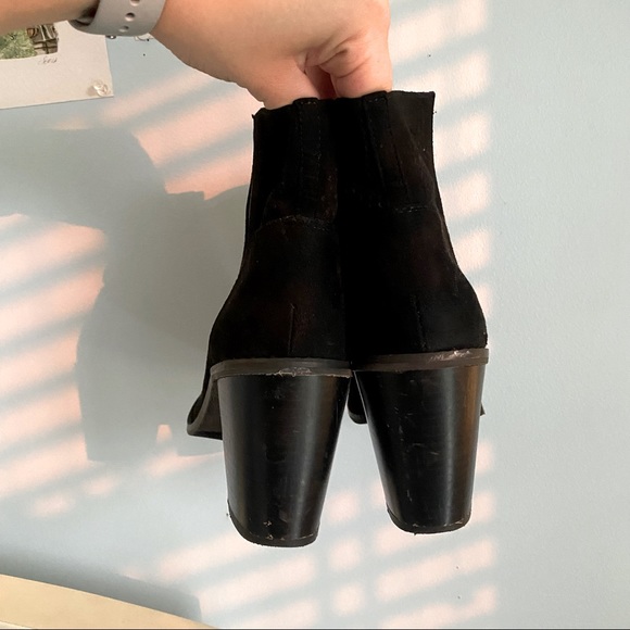 Black Peep Toe/Open Toe Booties, size 9 - Picture 4 of 4